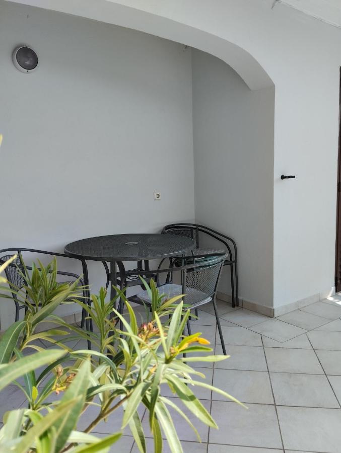 Ruza I Natalija Karlobag Exterior foto
