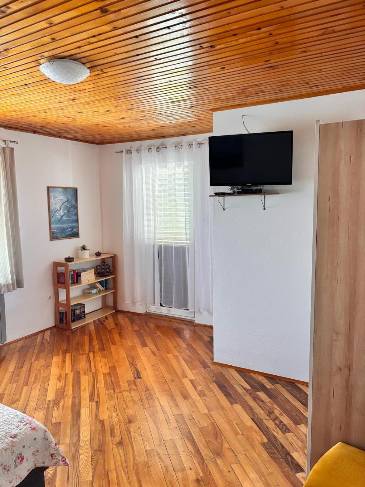 Ruza I Natalija Karlobag Quarto foto