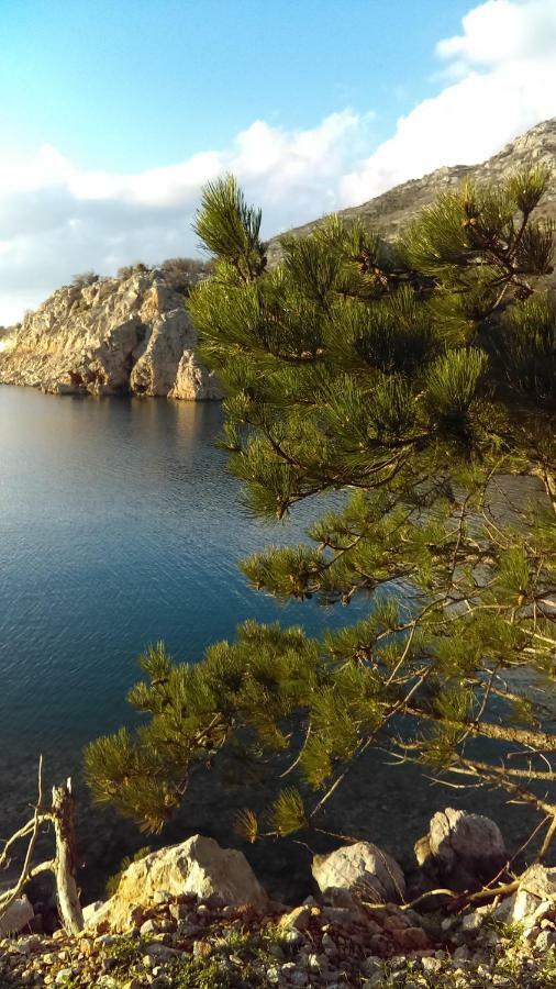 Ruza I Natalija Karlobag Exterior foto